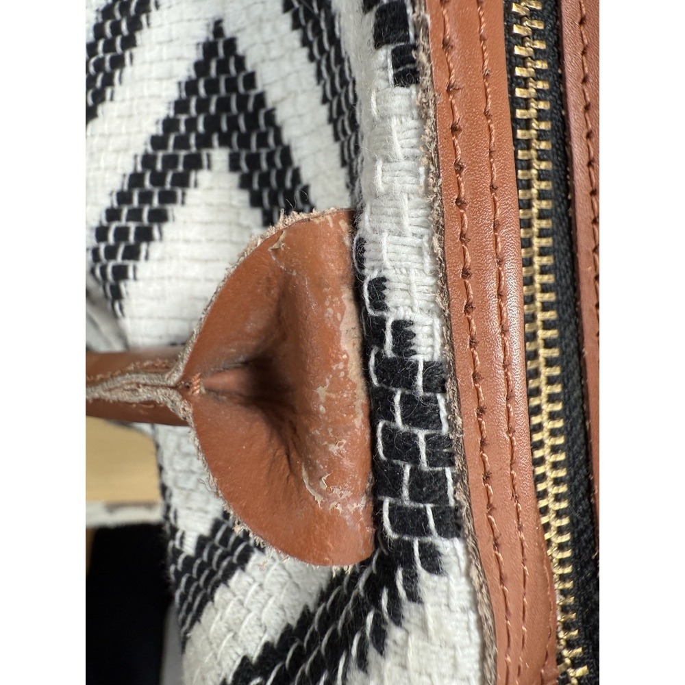 TRIBE ALIVE Large Canvas & Leather Crossbody‎ Handbag - Picture 8 of 16